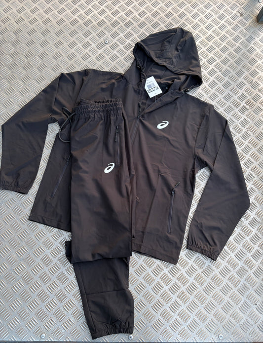 Asix tracksuit 1