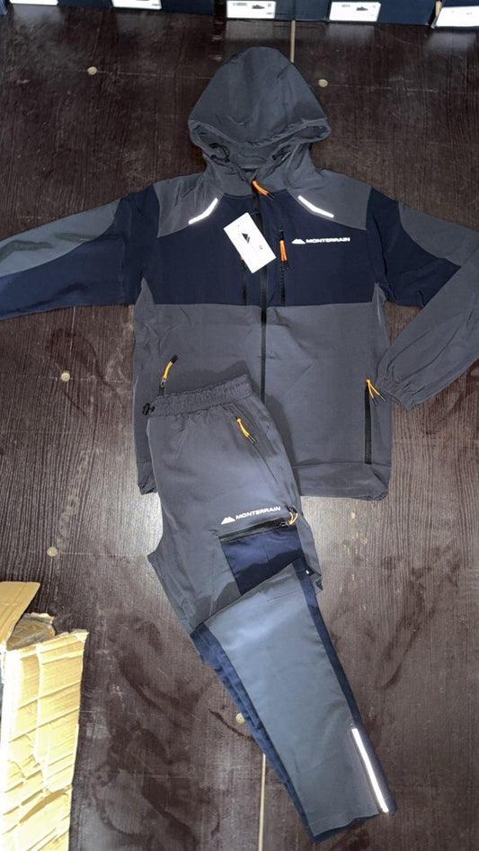 Mountain tracksuit 1