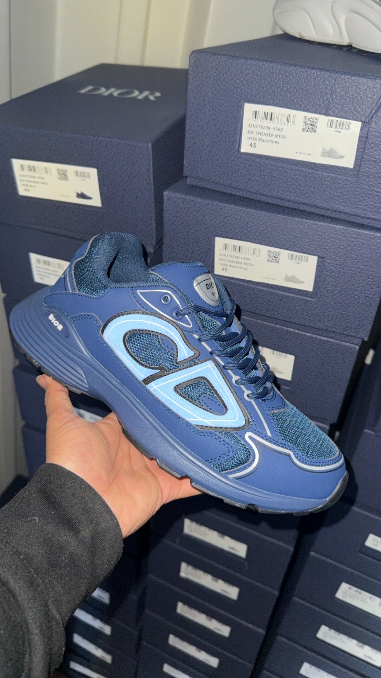 Blue B30