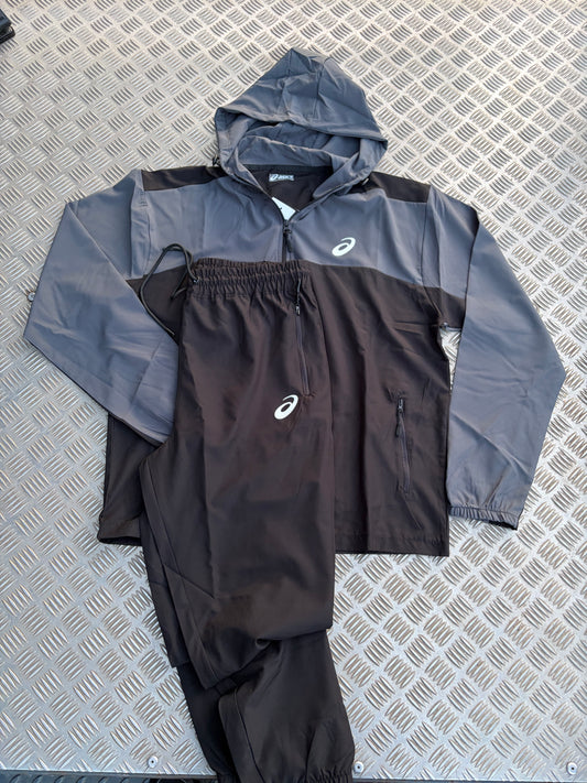 Asix tracsuit 2