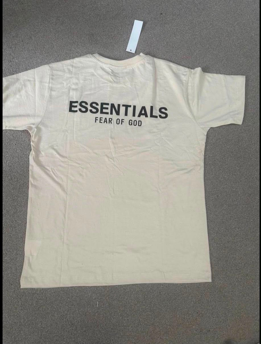 Essential short set