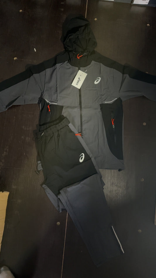 Asix tracksuit