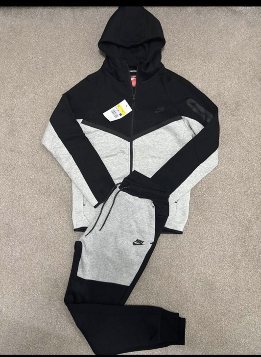 Tech fleece